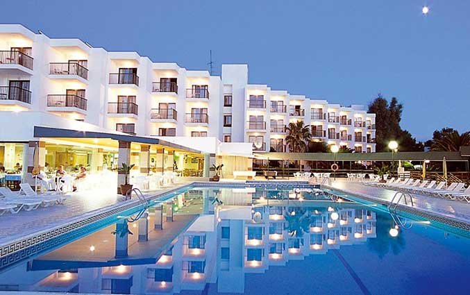 Zwembad Aparthotel Nereida