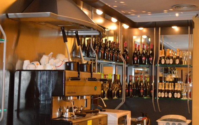 Bar van Hotel Neapolis in Napels