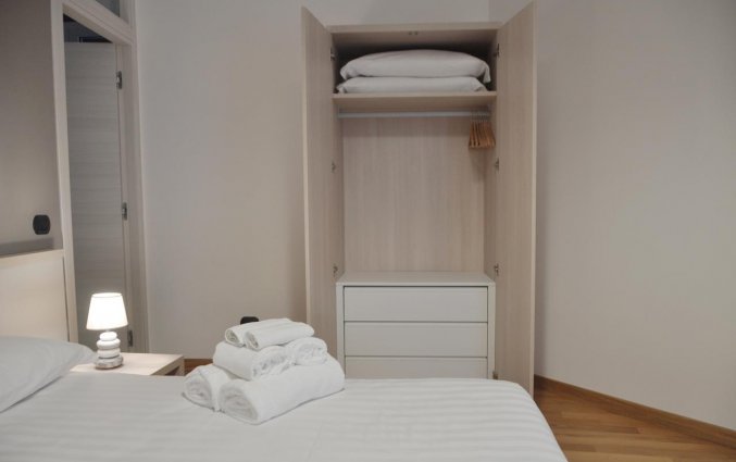 Kledingkast van Appartementen Hermes Inn Napoli in Napels