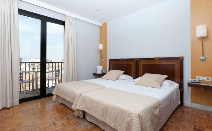 Tweepersoonskamer van Hotel Don Curro in Malaga