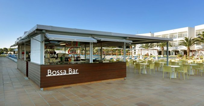 Bar van Resort en Spa Grand Palladium op Ibiza