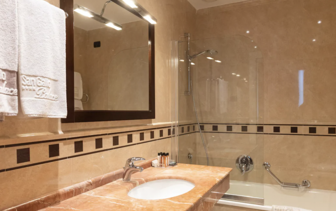 Badkamer in Allegroitalia San Gallo Firenze