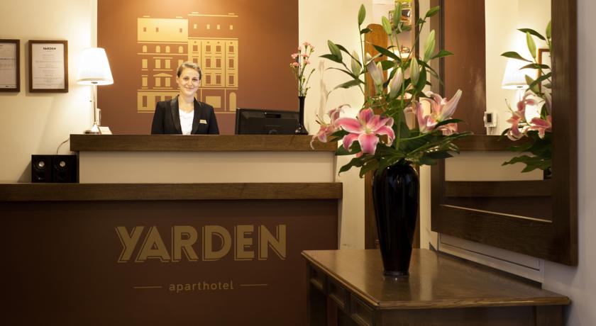 Receptie van aparthotel Yarden in Krakau