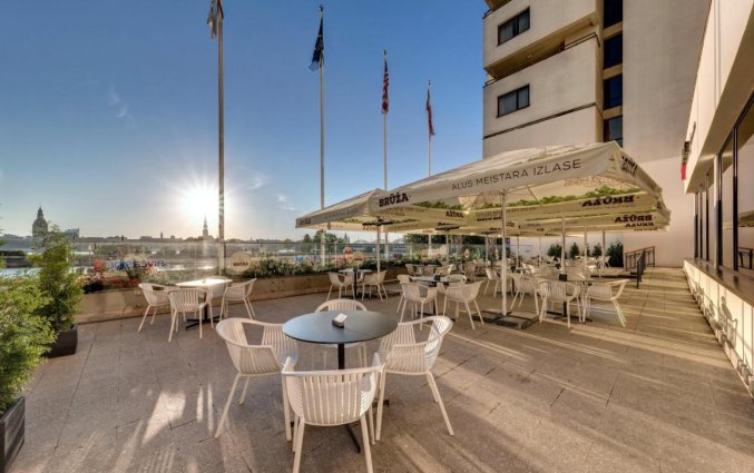 Terras van Hotel Radisson Blu Daugava Riga