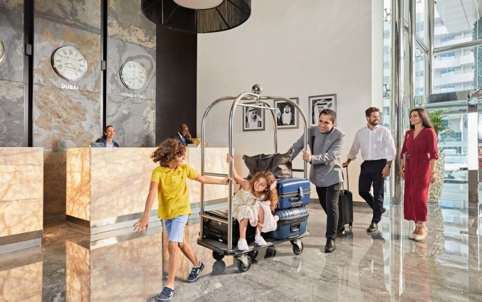 Receptie van hotel Wyndham Dubai Marina