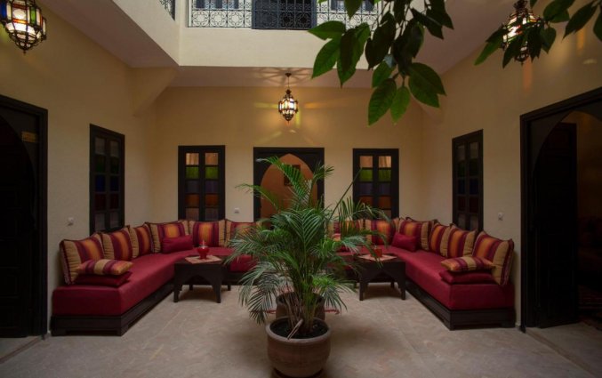 Zithoek van Riad Rose Du Desert