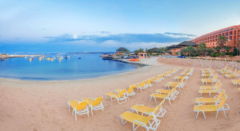 Resort The Ramla Bay