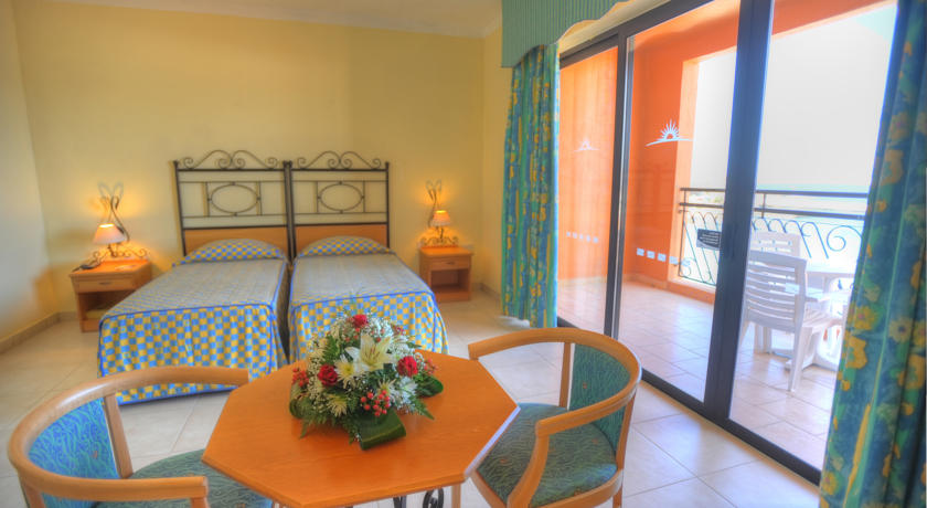 Resort The Ramla Bay