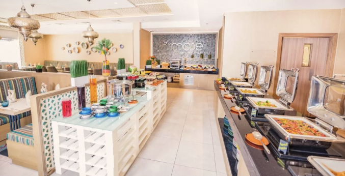 Restaurant MENA Plaza Hotel Albarsha Dubai