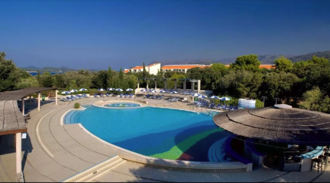 Buitenzwembad van Hotel Tirena Sunny by Valamar in Dubrovnik