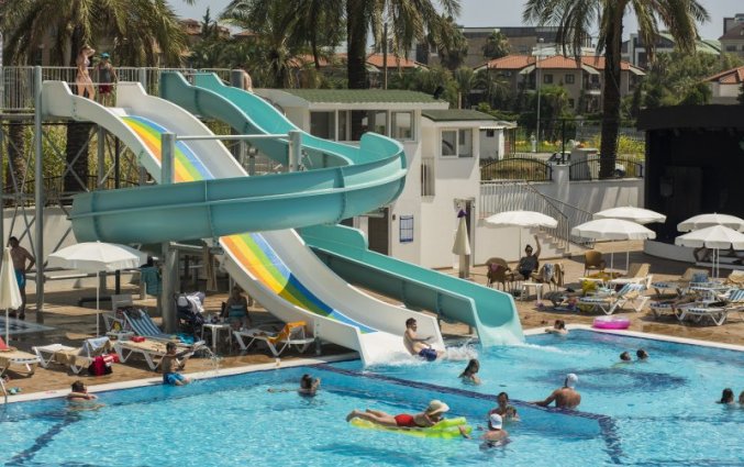 Buitenzwembad van Hotel Palm World in Side