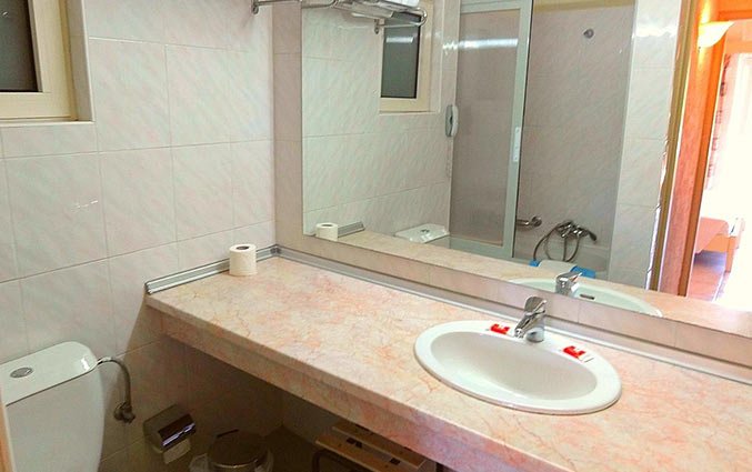 Badkamer van Aparthotel Filerimos Village op Rhodos