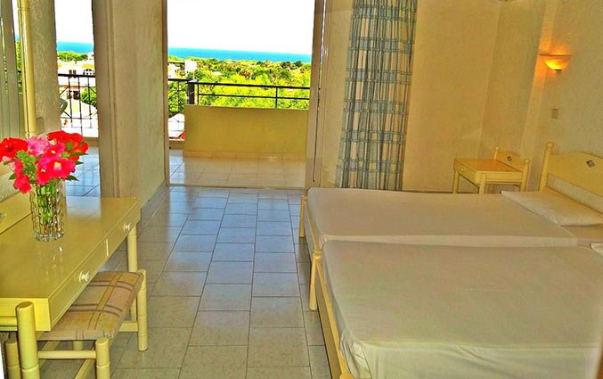 Tweepersoonskamer van Aparthotel Filerimos Village op Rhodos