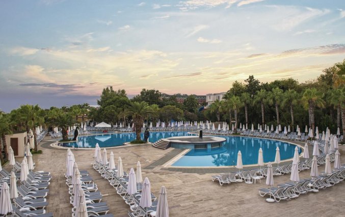 Zwembad van Hotel & Resort Botanik in Side