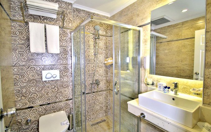 Badkamer van Hotel Club Big Blue Suite in Alanya
