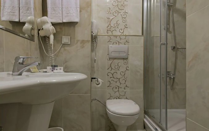 Badkamer van Hotel Antique Roman Palace in Alanya