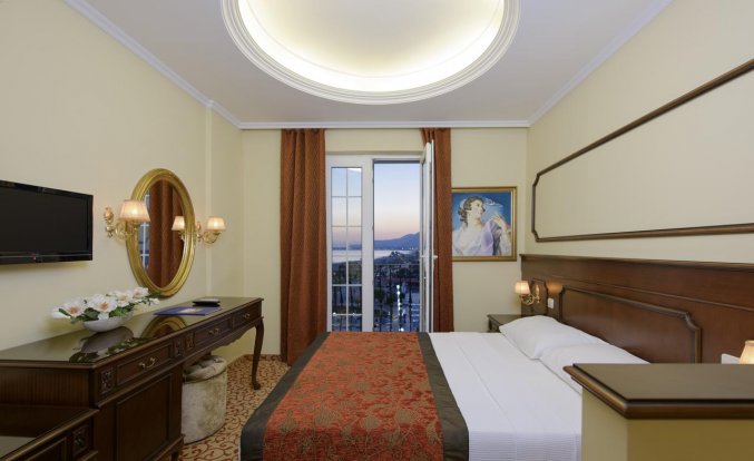 Slaapkamer van Hotel Antique Roman Palace in Alanya