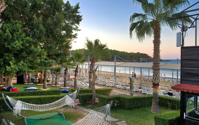 Tuin van Hotel Sealife Buket Beach in Alanya