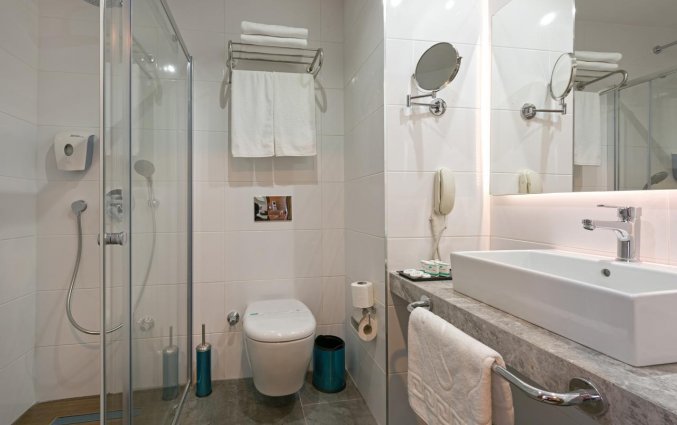 Badkamer van Hotel Floria Beach in Alanya