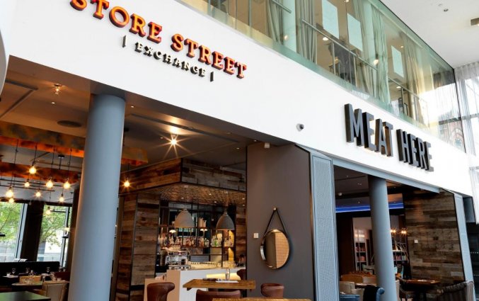 Restaurant van Hotel DoubleTree by Hilton Manchester Piccadilly