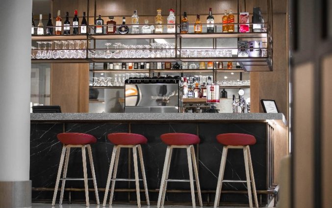 Bar van Adina Apartment Hotel Budapest