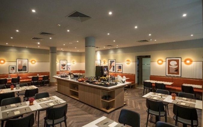 Ontbijtzaal van Adina Apartment Hotel Budapest