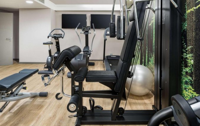 Fitnessruimte van NH Collection Lisboa Liberdade Lissabon