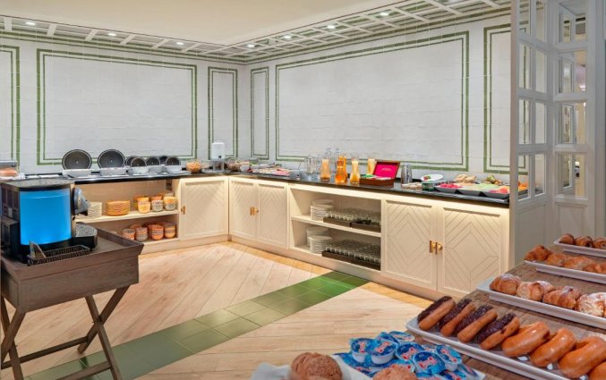 Buffet bij Boutique Hotel H10 Montcada