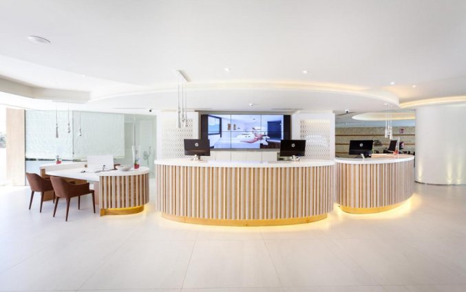 Receptie van Tigotan Lovers & Friends Playa las Américas Tenerife