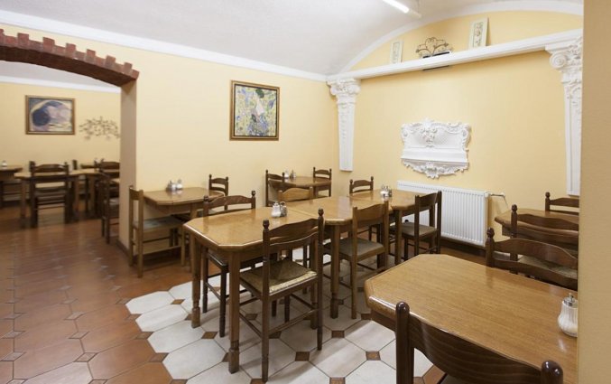 Ontbijtzaal van Hotel Atos in Praag
