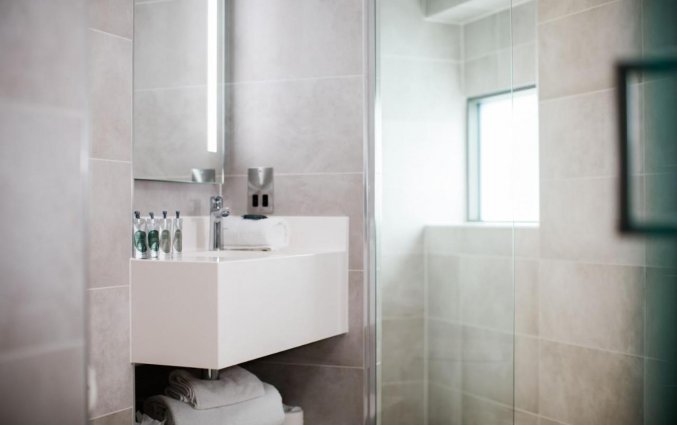 Badkamer van Marlin Hotel Stephens Green