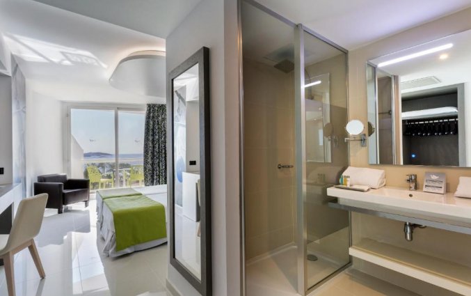 Tweepersoonskamer van The Ibiza Twiins Ibiza