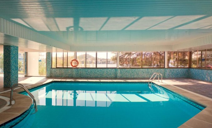 Binnenzwembad van TRH Jardin del Mar Mallorca