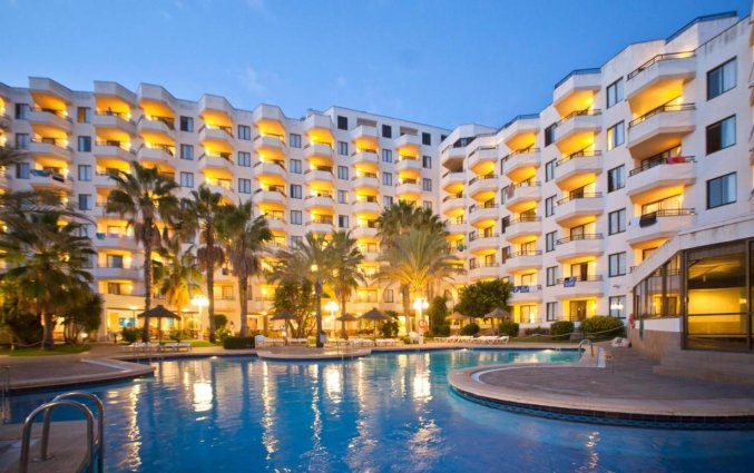 Zwembad van TRH Jardin del Mar Mallorca