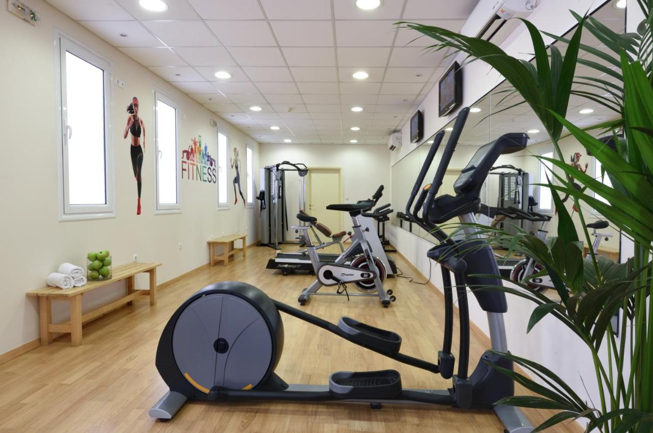 Fitnessruimte van Hotel Titania in Athene