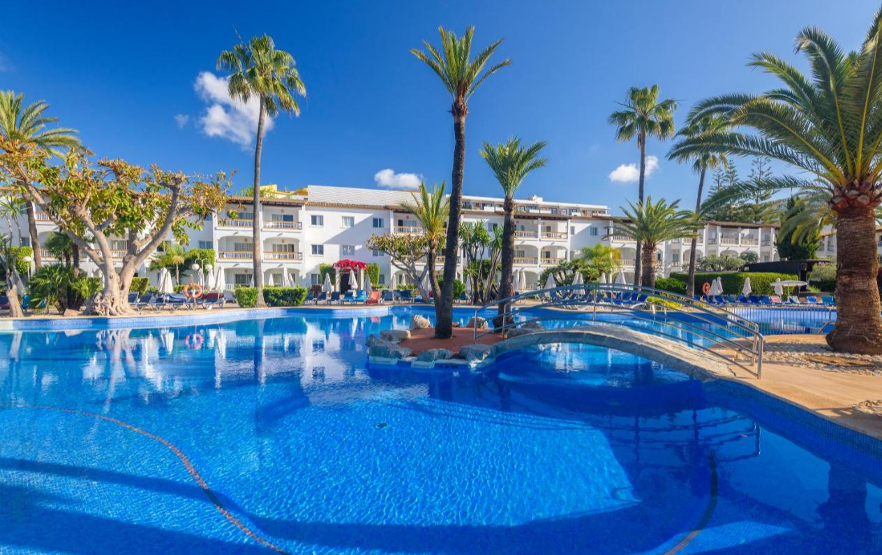 Buitenzwembad van Alcudia Garden op Mallorca