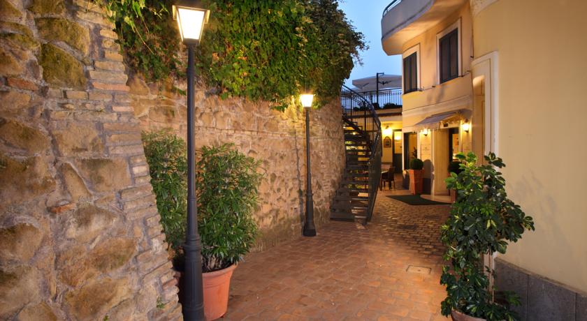 Achtergang hotel Alessandrino