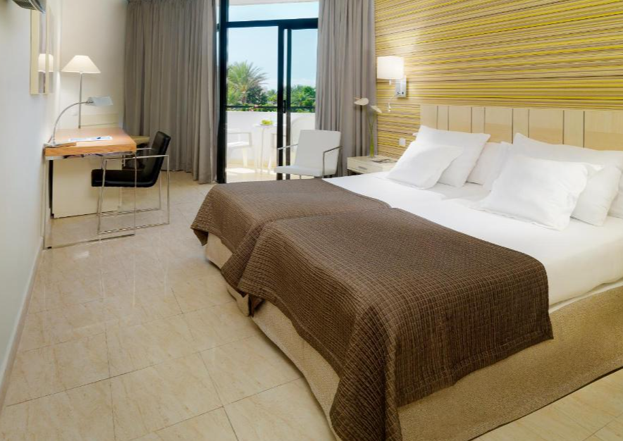 H10 Conquistador Tenerife