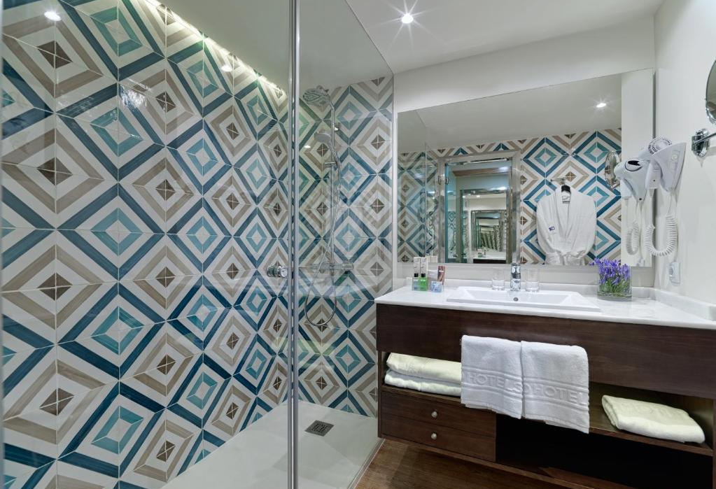 H10 Conquistador Tenerife