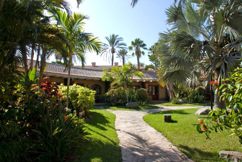 Dunas Suites & Villas Resort