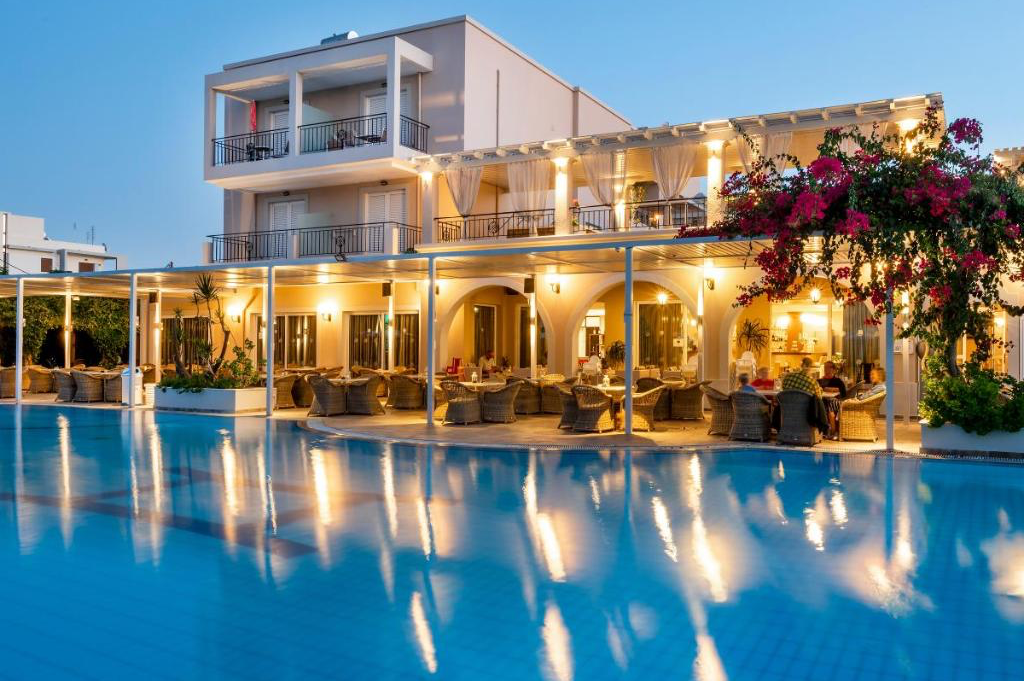 Peridis Family Resort