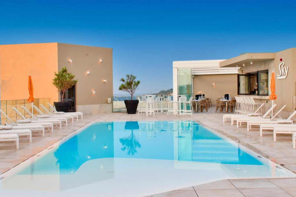 Luna Holiday Complex