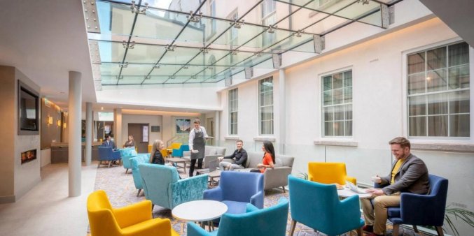 Lounge van Maldron Hotel Parnell Square