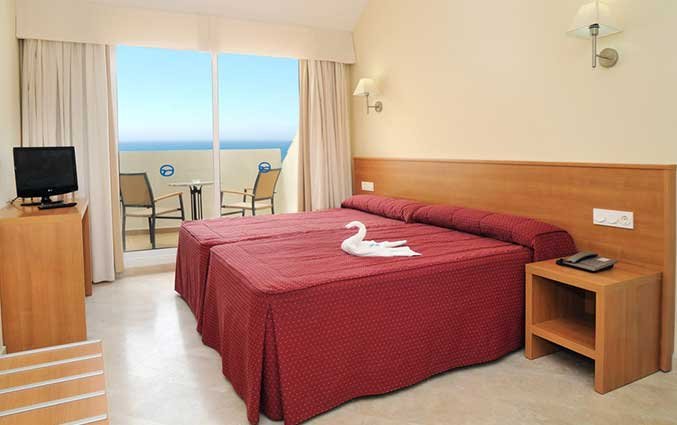 Tweepersoonskamer van Hotel AlunaSun Lago Rojo in de Costa del Sol