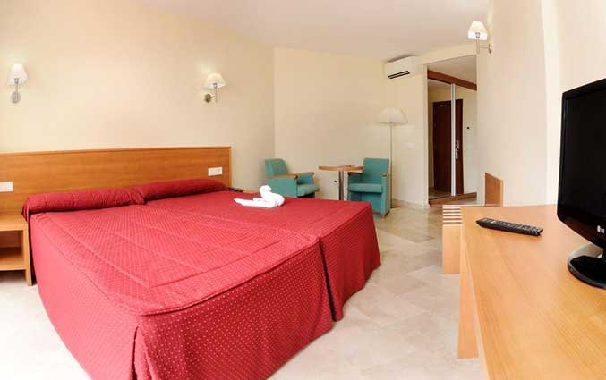 Tweepersoonskamer van Hotel AlunaSun Lago Rojo in de Costa del Sol