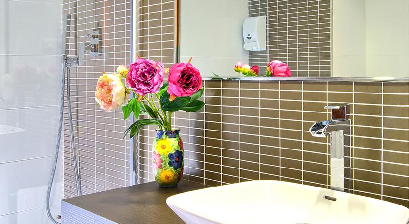 Badkamer van Hotel Papi aan de Costa Brava