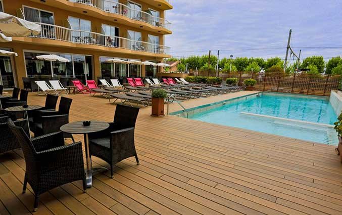 Zwembad van Hotel Volga in Costa Brava