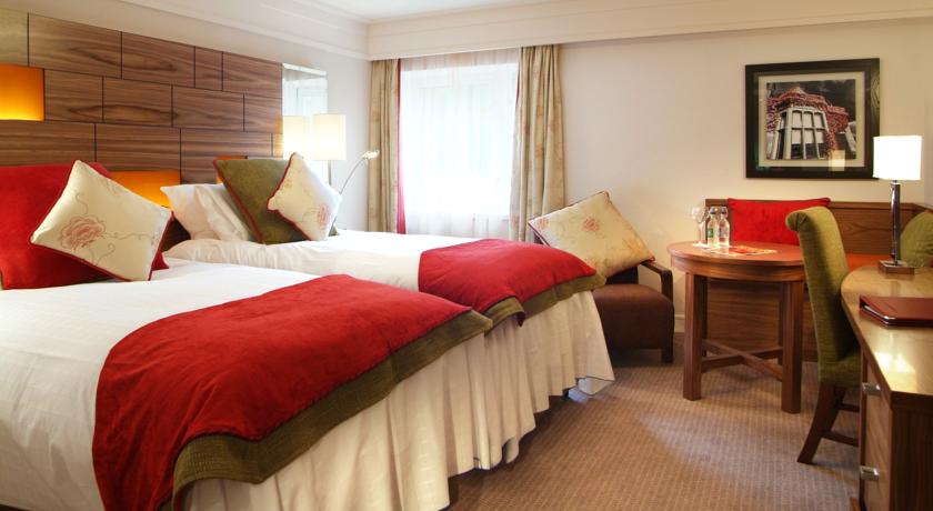 Tweepersoonskamer van Hotel Clontarf Castle in Dublin