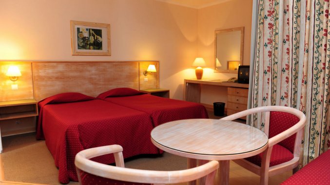 Studio van Studio's Dorisol Buganvilia op Madeira