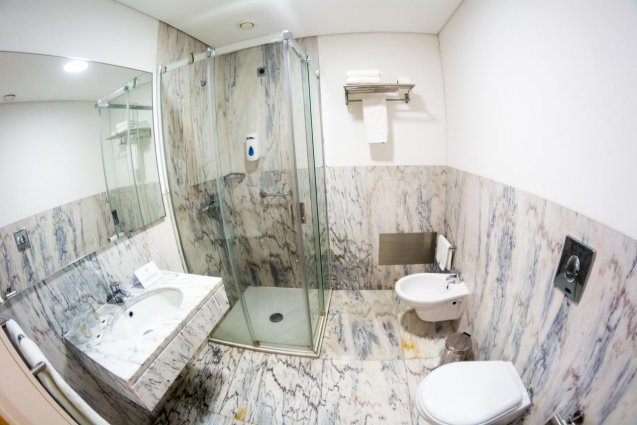 Badkamer van Hotel ARTS in Conde Carvahal op Madeira